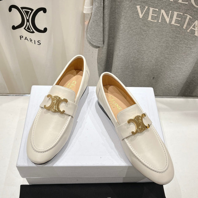 TRIOMPHE LOAFER IN WHITE SMOOTH CALFSKIN GOLD HARDWARE