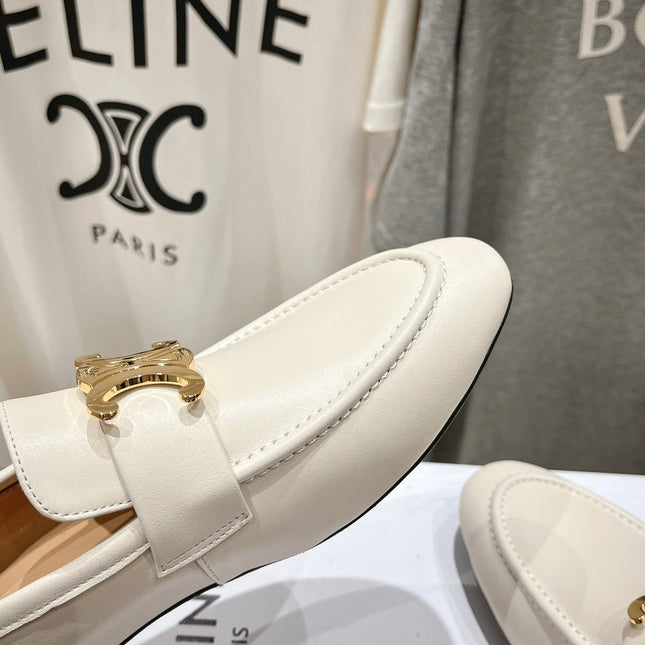 TRIOMPHE LOAFER IN WHITE SMOOTH CALFSKIN GOLD HARDWARE