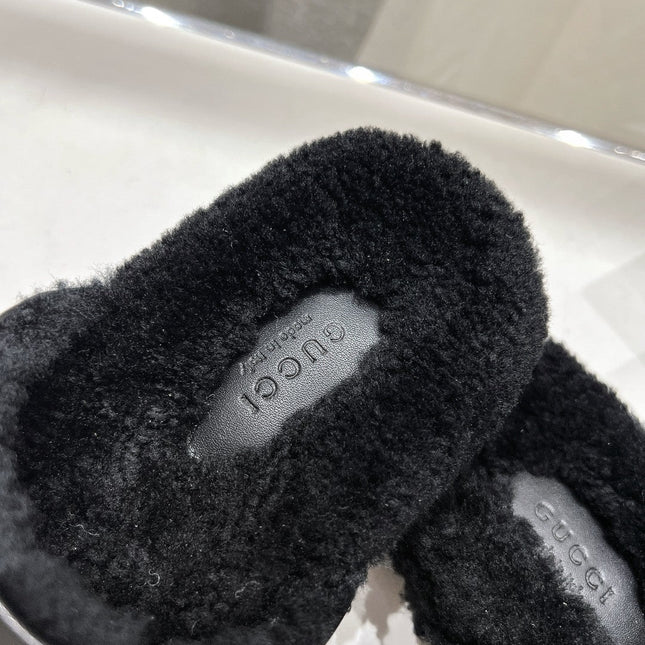 HORSEBIT MULE IN BLACK CALFSKIN AND FLEECE LINING