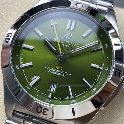 CHRONOMAT AUTOMATIC GMT 40 ALL STEEL OLIVE GREEN DIAL
