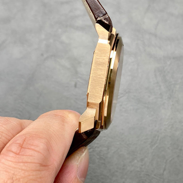 OCTO 41 ROSE GOLD CASE BROWN CROCODILE LEATHER STRAP