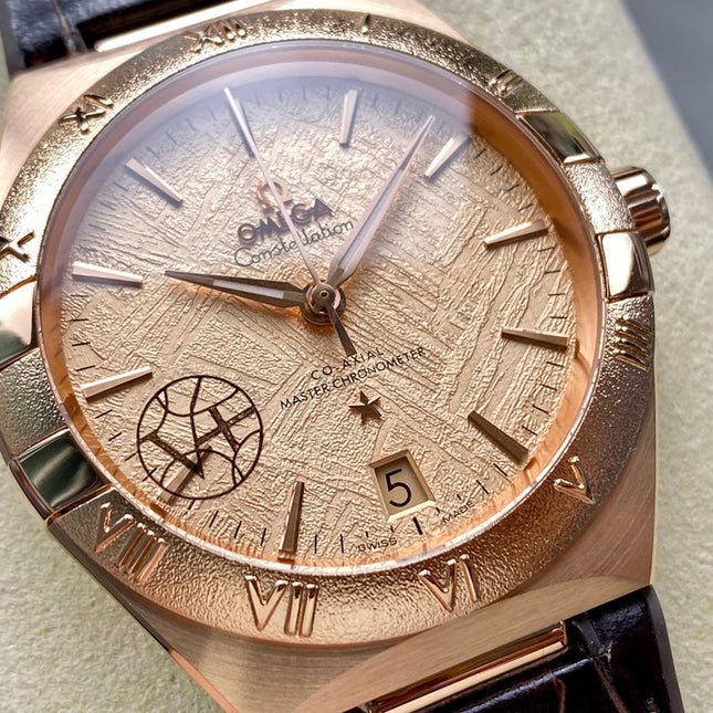 CONSTELLATION 39 MM WATCH YELLOW GOLD CASE WITH HICKORY BROWN LEATHER STRAP