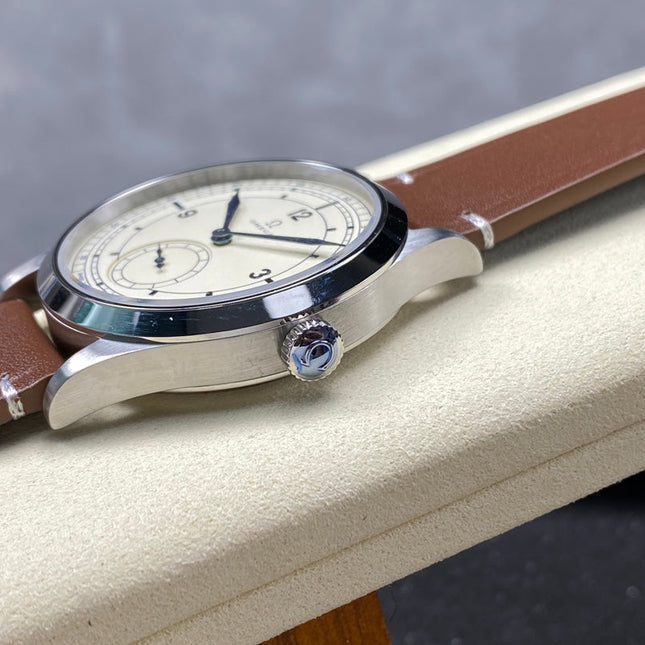 SPECIALITIES CK 859 WATCH SILVER CASE WITH CARAMEL BROWN LEATHER STRAP