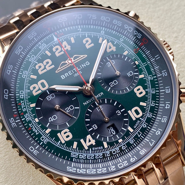 NAVITIMER B01 CHRONOGRAPH 43 ALL RED GOLD BLACK MIX GREEN DIAL