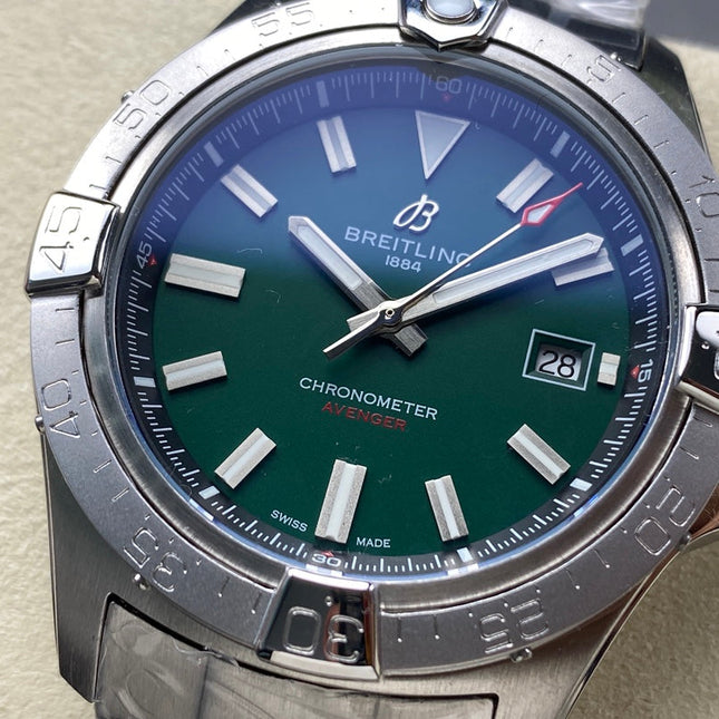 AVENGER AUTOMATIC 42 ALL STEEL GREEN DIAL