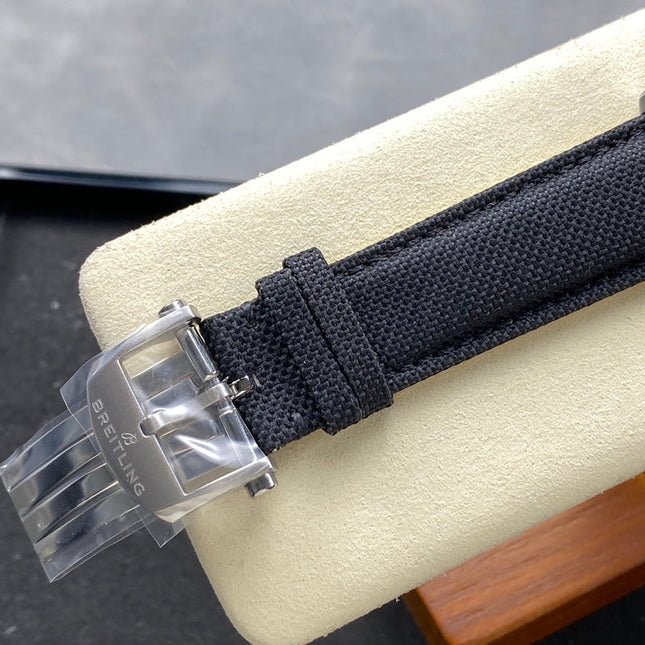 AVENGER AUTOMATIC 42 STEEL CASE BLACK NYLON STRAP