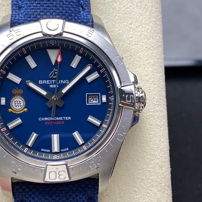 AVENGER AUTOMATIC 42 STEEL CASE BLUE NYLON STRAP