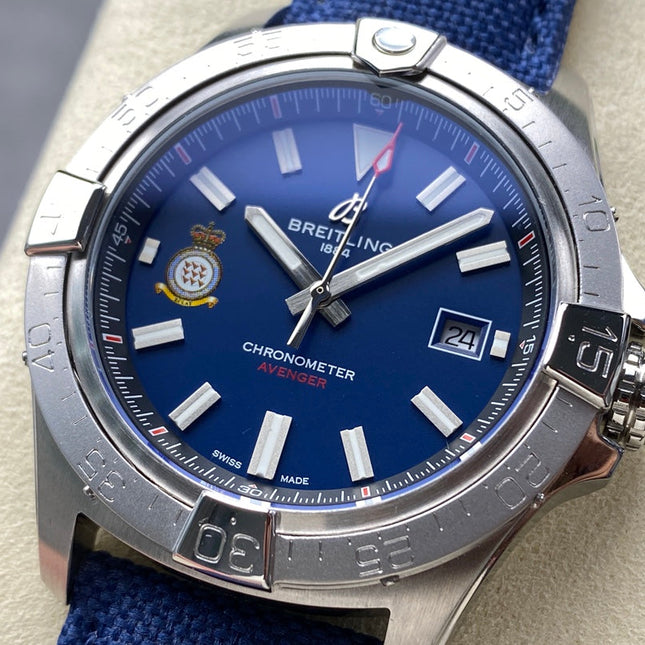 AVENGER AUTOMATIC 42 STEEL CASE BLUE NYLON STRAP