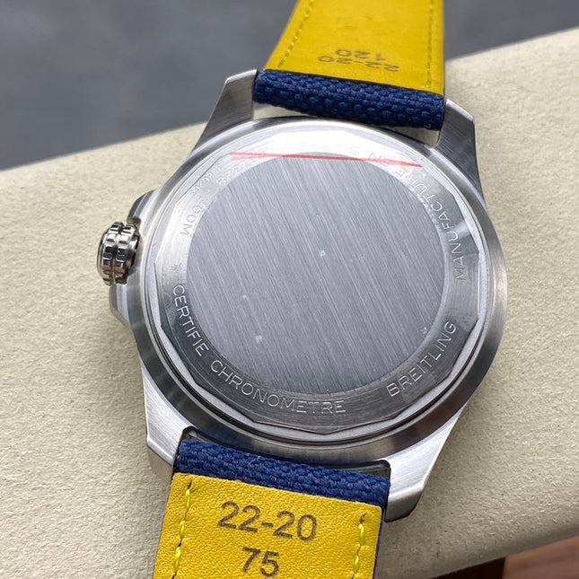 AVENGER AUTOMATIC 42 STEEL CASE BLUE NYLON STRAP