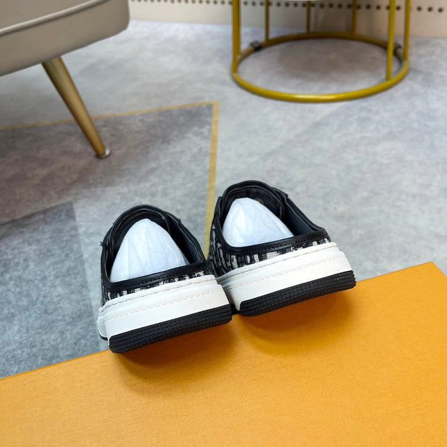 CD RETRO MULE BLACK AND BEIGE CALFSKIN