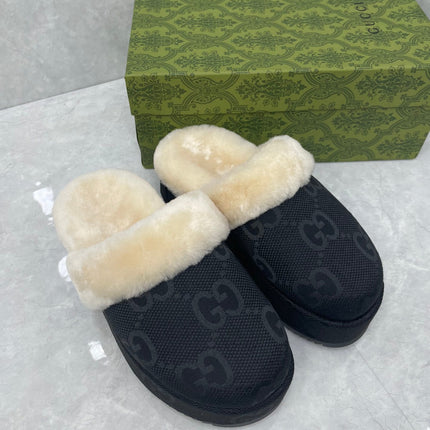 GG MULE IN BLACK MONOGRAM JACQUARD FABRIC AND RABBIT FUR LINING