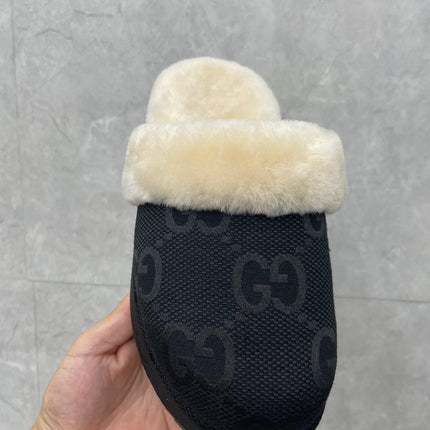 GG MULE IN BLACK MONOGRAM JACQUARD FABRIC AND RABBIT FUR LINING