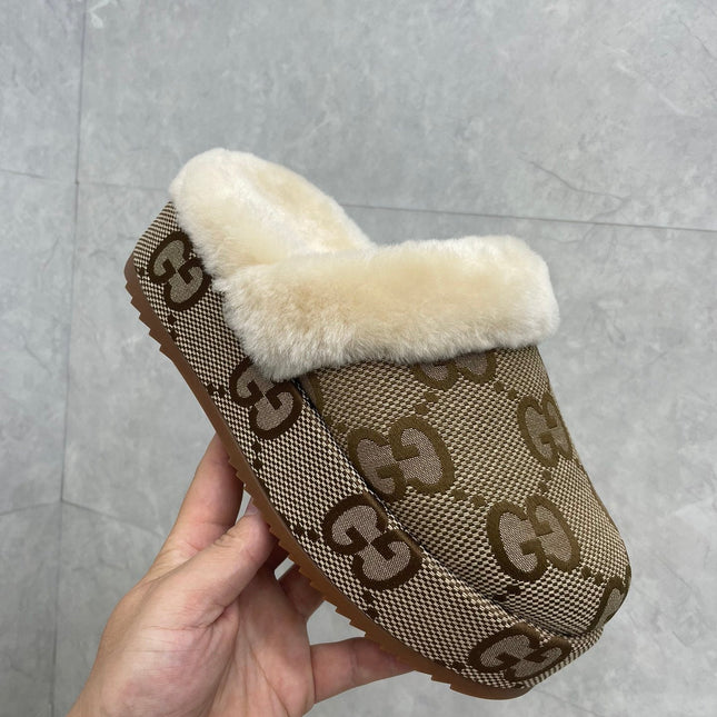GG MULE IN PEANUT BROWN MONOGRAM JACQUARD FABRIC AND RABBIT FUR LINING