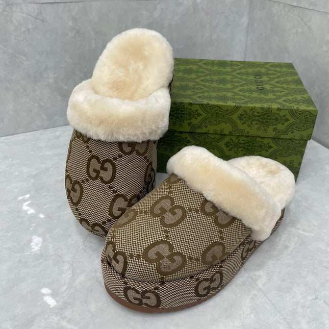 GG MULE IN PEANUT BROWN MONOGRAM JACQUARD FABRIC AND RABBIT FUR LINING