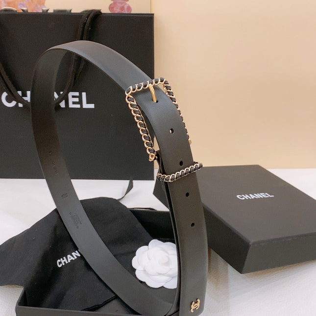 BELT 30MM IN BLACK CALFSKIN WITH INTERWOVEN GOLD CHAIN BUCKLE
