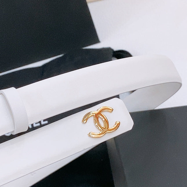 DOUBLE C BELT 20MM IN WHITE CALFSKIN WITH GOLD CHAIN INTERWOVEN BUCKLE
