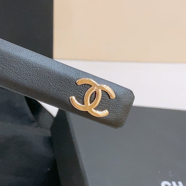 DOUBLE C BELT 20MM IN BLACK CALFSKIN WITH GOLD-TONE CHAIN INTERWOVEN BUCKLE