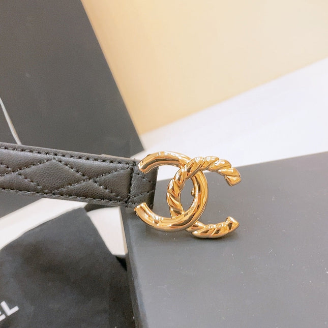 DOUBLE C BELT 20MM IN BLACK CALFSKIN WITH QUILTED STITCHING AND SPIRAL GOLD BUCKLE