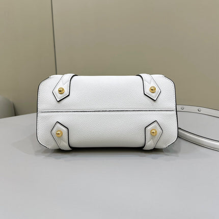 FENDI 27 BAG IN WHITE CALFSKIN WITH GOLD HARDWARE