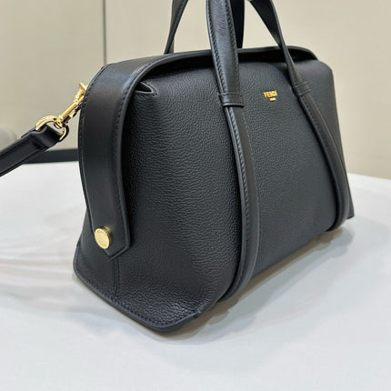 FENDI 27 BAG IN BLACK CALFSKIN WITH GOLD HARDWARE
