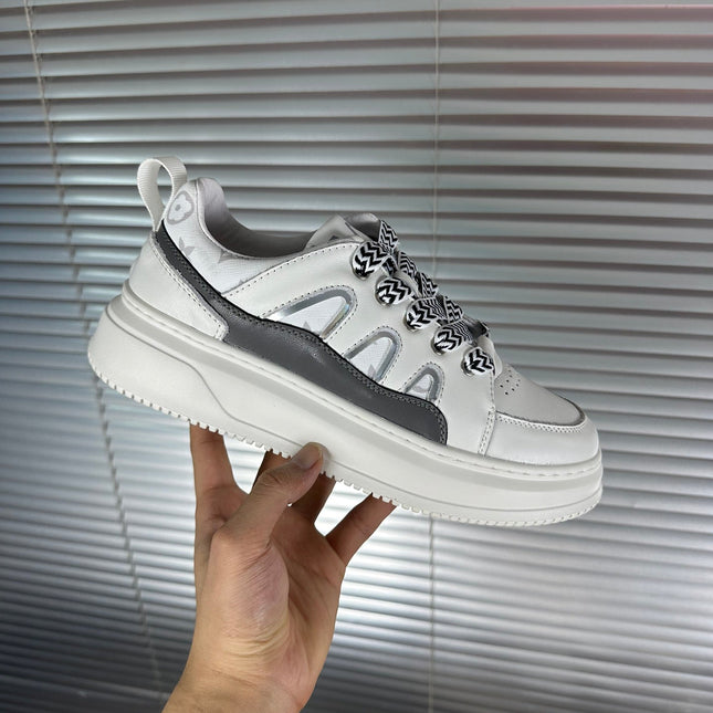 LV TRAINER SHOES IN WHITE MIX BLACK CALFSKIN