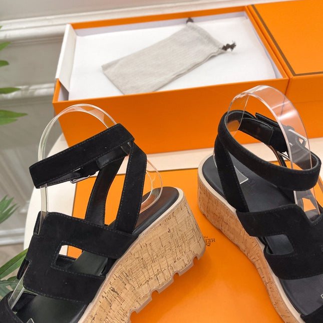 Havane 30 Sandal Black Suede