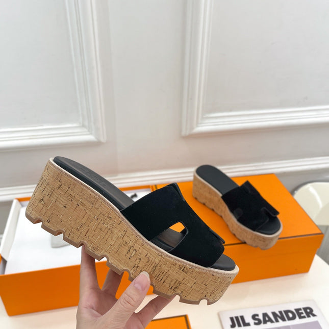Eze 30 Sandal Black Suede