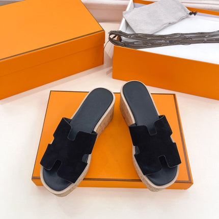 Eze 30 Sandal Black Suede