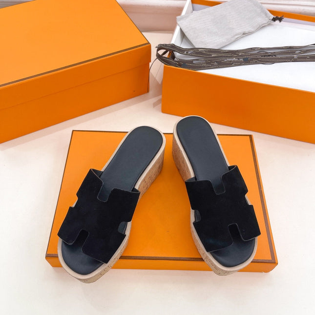 Eze 30 Sandal Black Suede