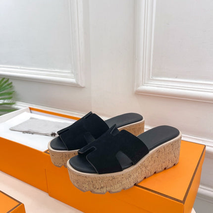 Eze 30 Sandal Black Suede
