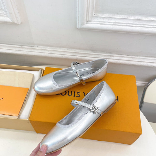 LV WOMEN ROMY FLAT BALLERINA IN SILVER METALLIC LAMBSKIN