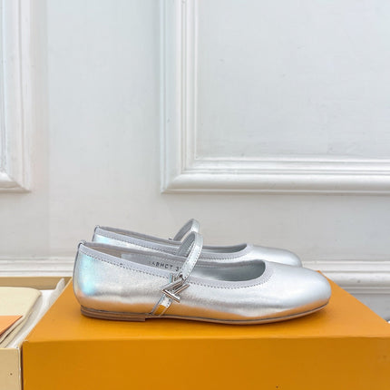 LV WOMEN ROMY FLAT BALLERINA IN SILVER METALLIC LAMBSKIN