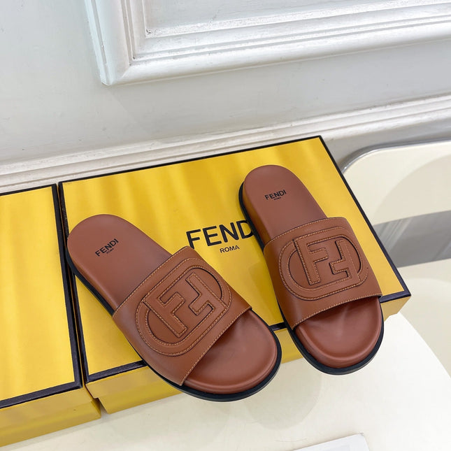 FENDI LOGO SLIDES IN SYRUP BROWN CALFSKIN