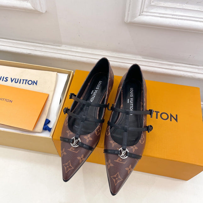POINTED FLAT SHOES IN CHOCOLATE BROWN MONOGRAM CALFSKIN