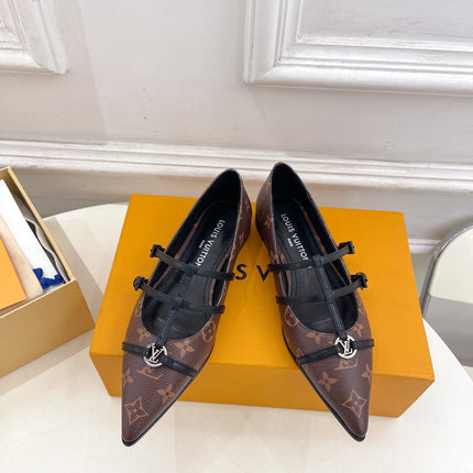 POINTED FLAT SHOES IN CHOCOLATE BROWN MONOGRAM CALFSKIN