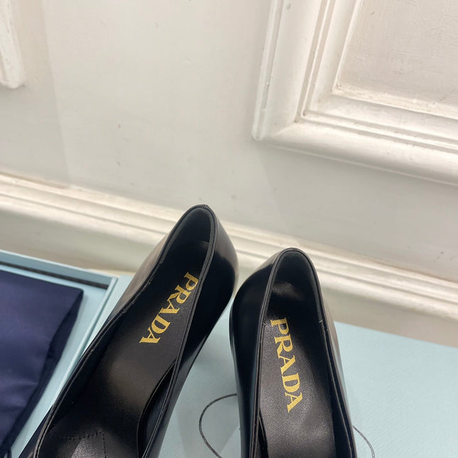 SQUARE TOE HIGH PUMPS IN BLACK SMOOTH LAMBSKIN