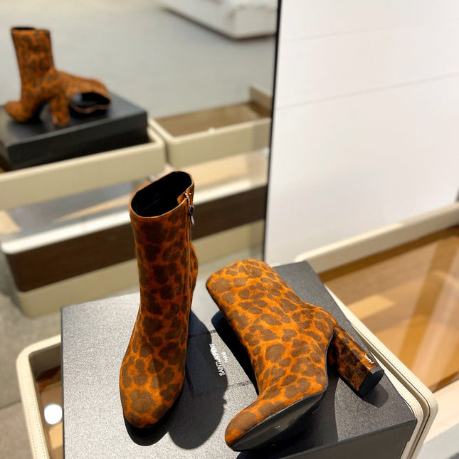 SL HONORÉ BOOTIES LEOPARD BRICK SUEDE