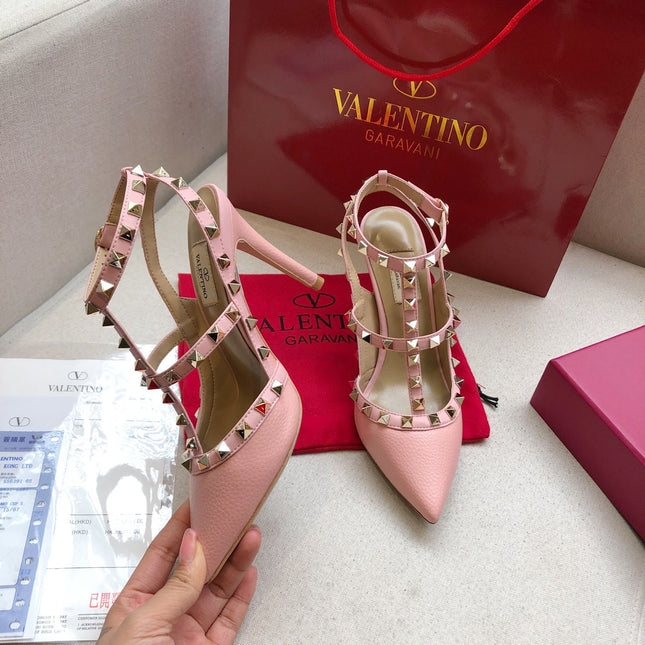 ROCKSTUD LIGHT PINK METALLIC CALFSKIN ANKLE STRAP HIGH SANDAL