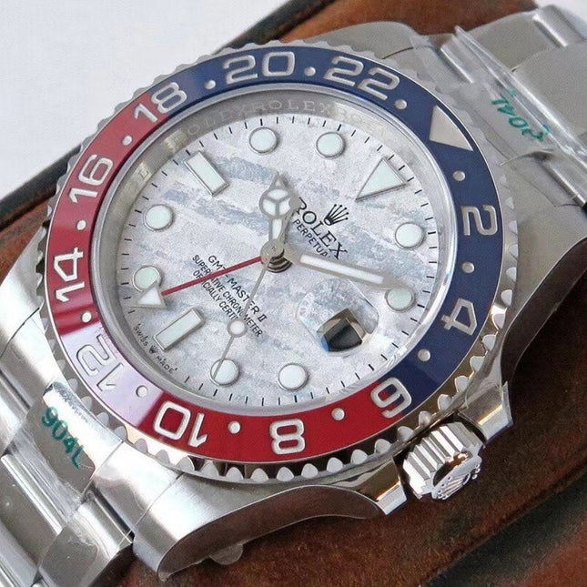 GMT-MASTER II PEPSI MATEORITE DIAL